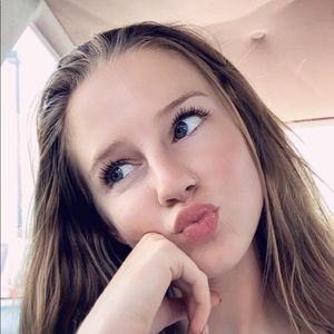 Meet your Posher, Johnna